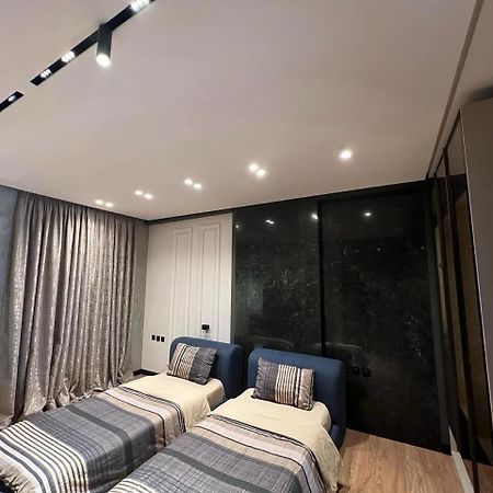 Remarkable Apartment Τίρανα Εξωτερικό φωτογραφία