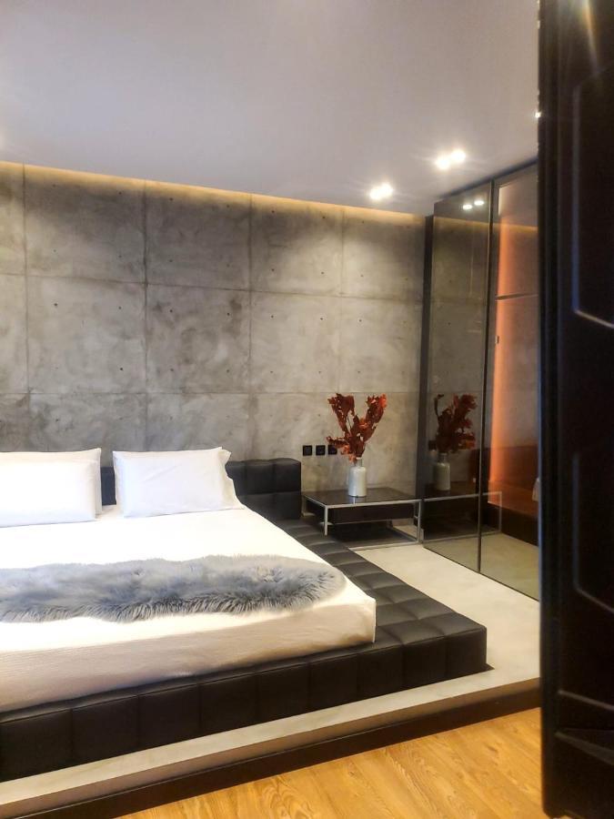 Remarkable Apartment Τίρανα Εξωτερικό φωτογραφία