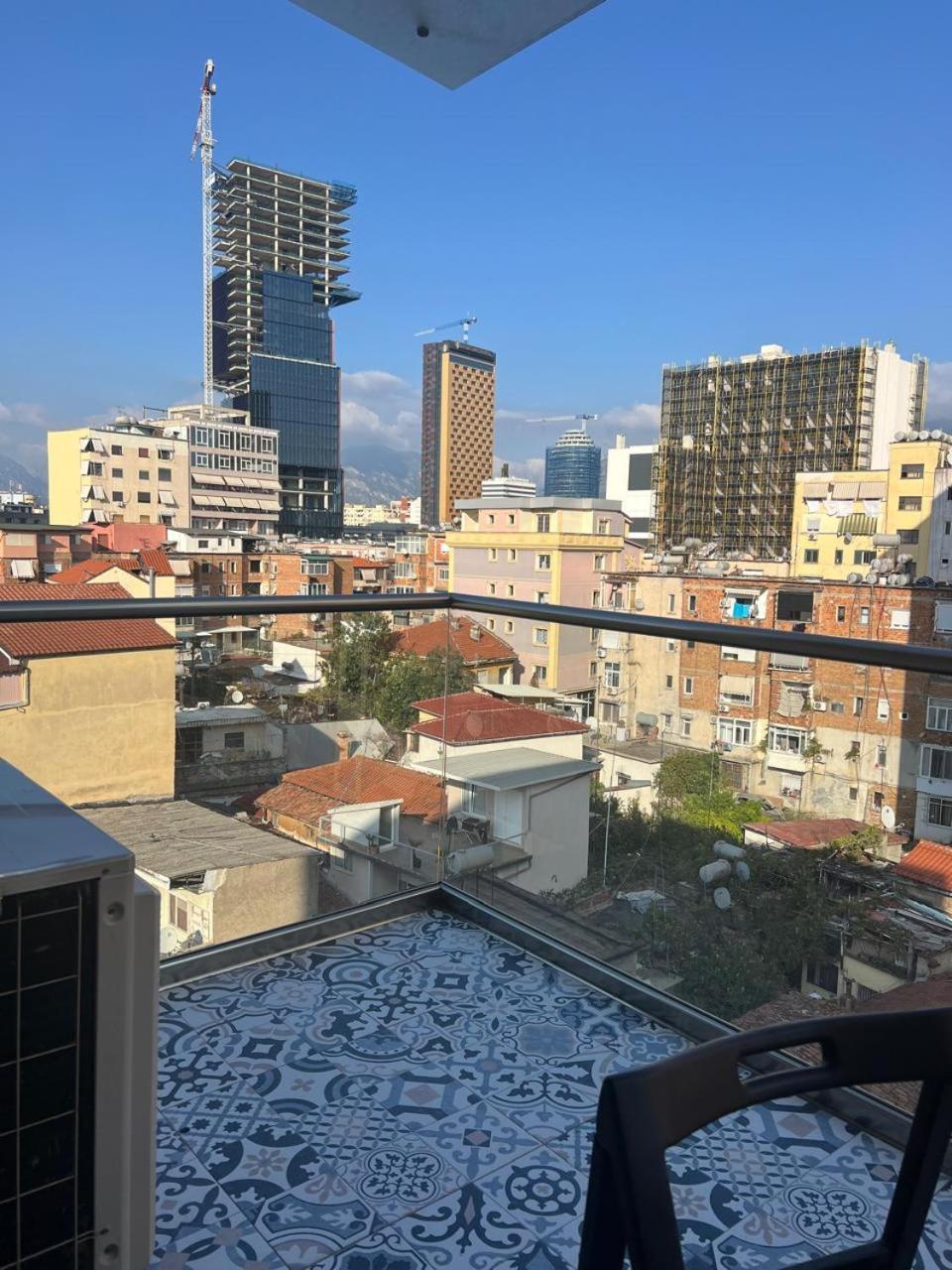 Remarkable Apartment Τίρανα Εξωτερικό φωτογραφία